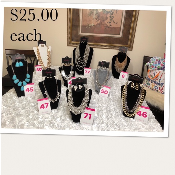 Meet your Posher, Sylvia - Picture 5 of 8